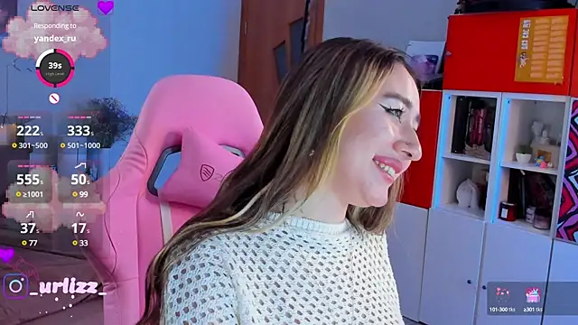 Snapshot of Fiona-Love chatting on 3, 12, 2024 Fiona-Love online show from 3, 12, 2024