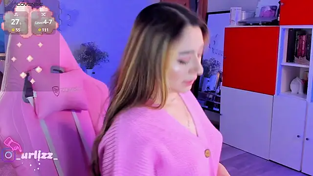 Snapshot of Fiona-Love chatting on 12, 12, 2024 Fiona-Love online show from 12, 12, 2024