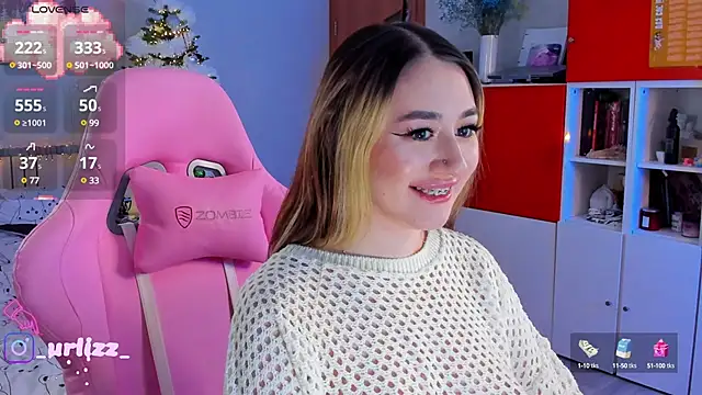 Snapshot of Fiona-Love chatting on 24, 12, 2024 Fiona-Love online show from 24, 12, 2024