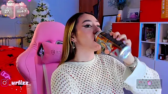 Snapshot of Fiona-Love chatting on 11, 1, 2025 Fiona-Love online show from 11, 1, 2025