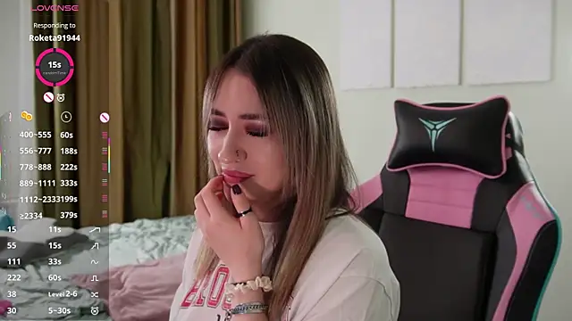 Fiona-Love online show from 15, 11, 2025