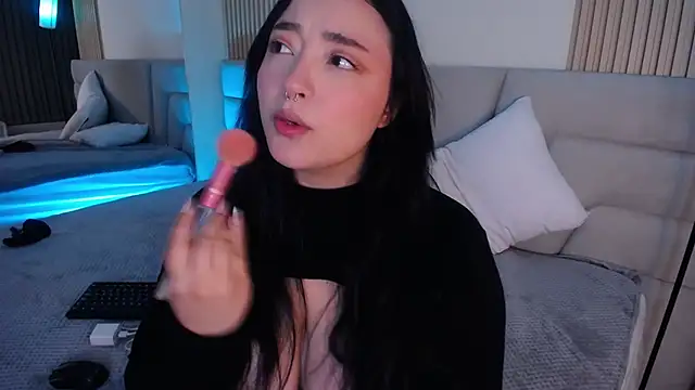 Miss Loise online show from 5, 12, 2025