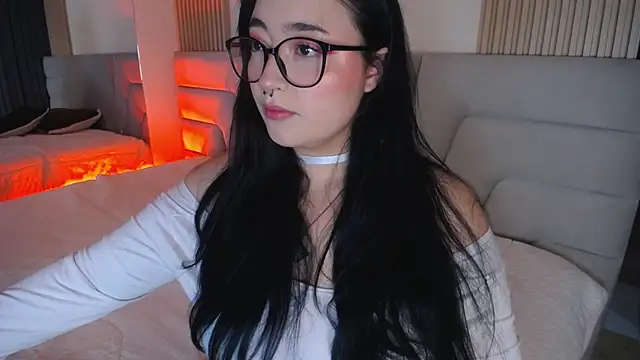 Miss Loise online show from 5, 3, 2026