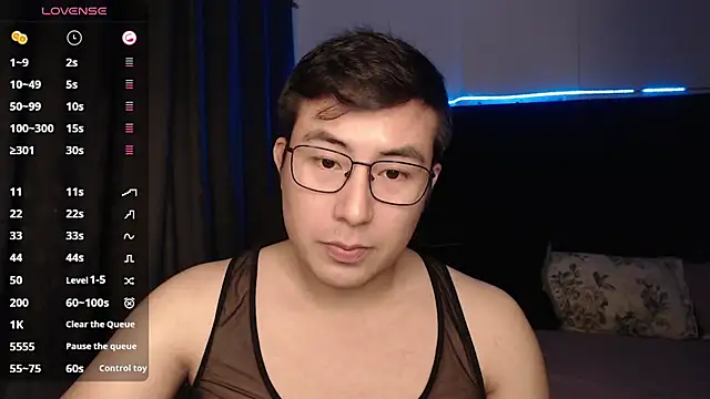 andrewmhilton  online show from 21, 11, 2025