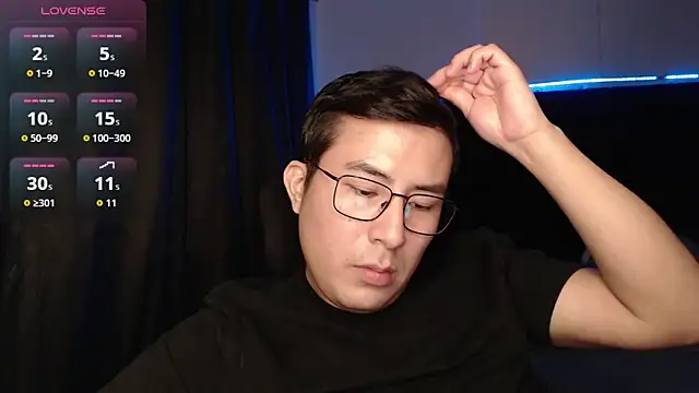 andrewmhilton  online show from 27, 11, 2025