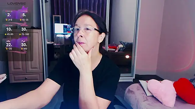 Snapshot of Celine_Faer1 chatting on 24, 5, 2026 Celine Faer1 online show from 24, 5, 2026