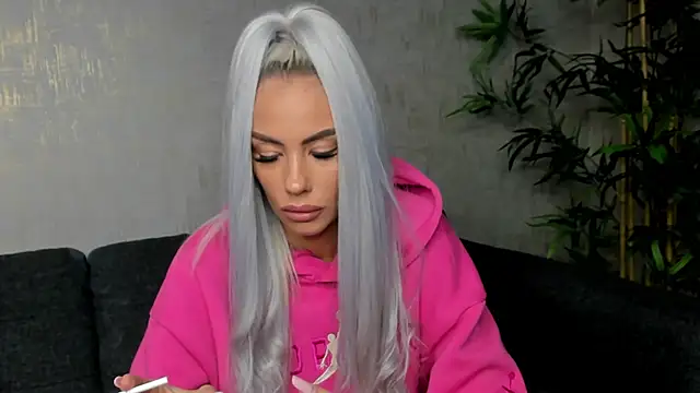 Bailey Rush online show from 8, 2, 2025