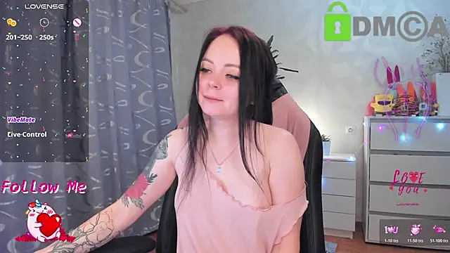 AnnyHoney  online show from 5, 12, 2025