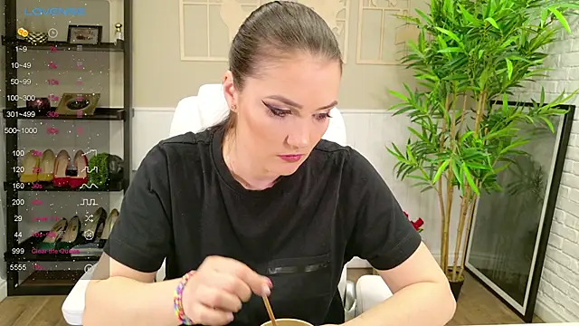 SelineSole online show from 12, 3, 2025