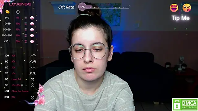 Aminabeatris online show from 4, 3, 2025