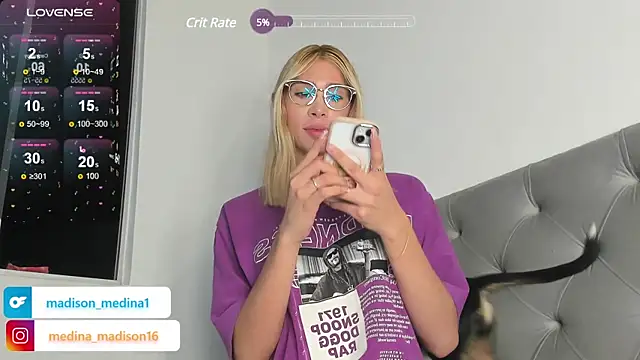 Madison Medina online show from 26, 12, 2024