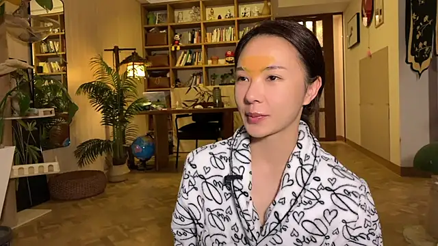 Snapshot of grandeeney chatting on 5, 12, 2025 grandeeney online show from 5, 12, 2025