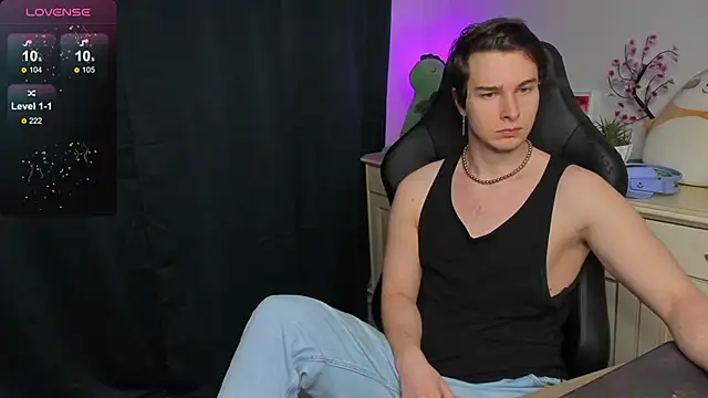 Vincent Strong online show from 2, 11, 2025