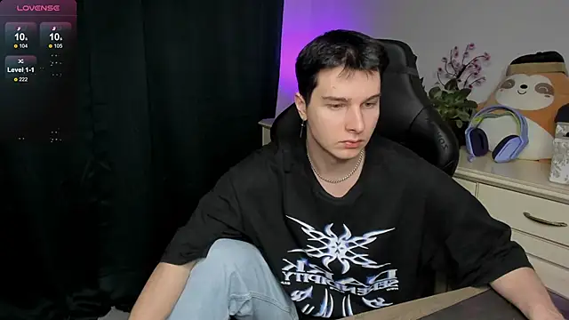 Vincent Strong online show from 15, 12, 2025