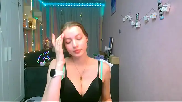 Snapshot of __Aphrodita__wow__ chatting on 8, 2, 2025 Aphrodita wow online show from 8, 2, 2025