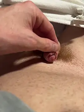 Gayginger86 online show from 9, 4, 2026