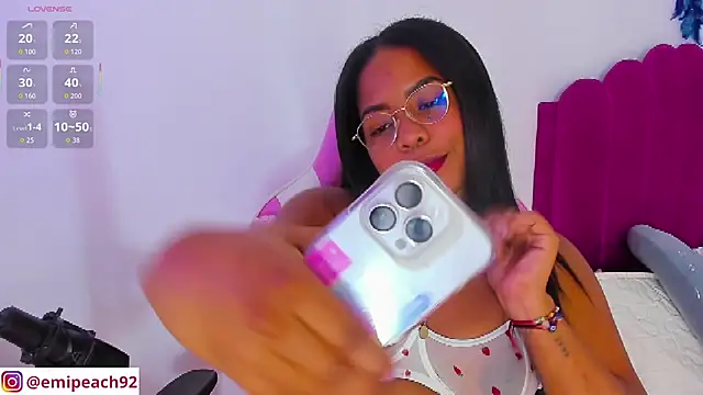 Snapshot of samanthaabloom chatting on 24, 2, 2026 samanthaabloom online show from 24, 2, 2026