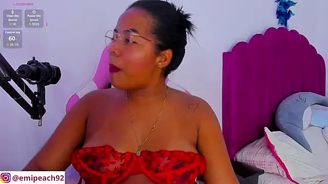 Snapshot of samanthaabloom chatting on 27, 2, 2026 samanthaabloom online show from 27, 2, 2026