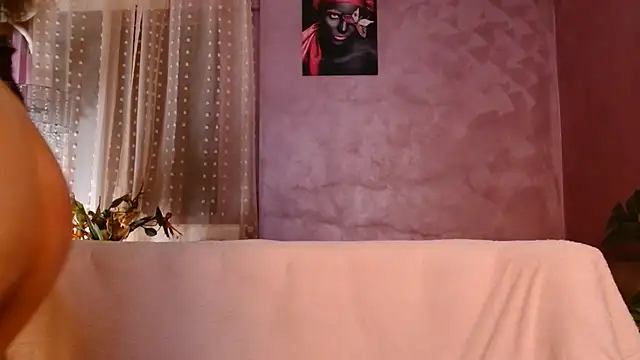 Snapshot of DanieleAida chatting on 11, 1, 2025 DanieleAida online show from 11, 1, 2025
