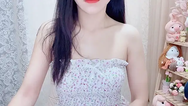 Snapshot of Rellababyy chatting on 4, 10, 2025 Rellababyy online show from 4, 10, 2025