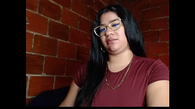 Snapshot of Yelly chatting on 3, 6, 2026 Yelly online show from 3, 6, 2026