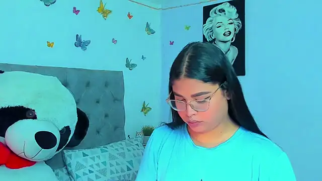 mabellfox online show from 23, 12, 2024