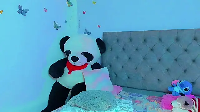 mabellfox online show from 25, 2, 2025