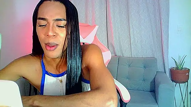 Snapshot of carmen14 chatting on 2, 7, 2026 carmen14 online show from 2, 7, 2026