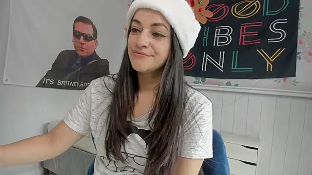 LovelyAzucena online show from 20, 12, 2025