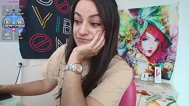 LovelyAzucena online show from 4, 2, 2026