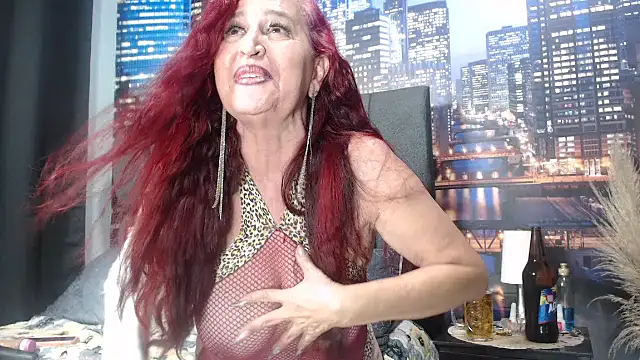 Snapshot of Lucy_mature8 chatting on 14, 6, 2026 Lucy mature8 online show from 14, 6, 2026
