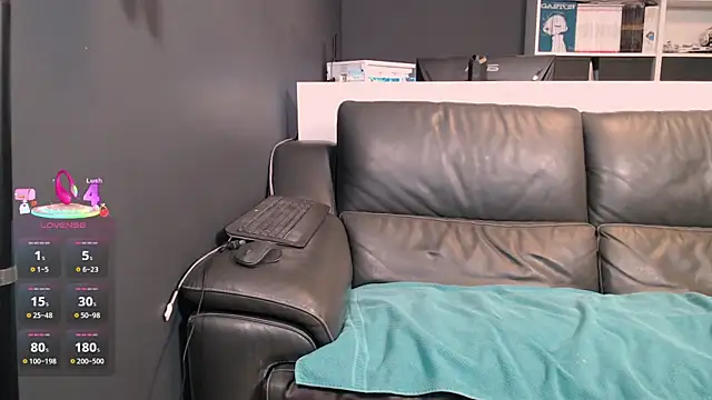 Lili-Bertine online show from 29, 9, 2025