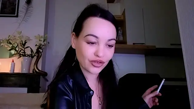 Snapshot of Lilie_romeo chatting on 17, 12, 2024 Lilie romeo online show from 17, 12, 2024