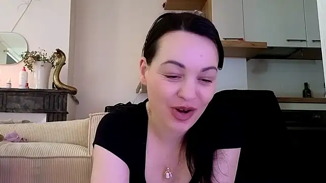 Snapshot of Lilie_romeo chatting on 7, 2, 2025 Lilie romeo online show from 7, 2, 2025