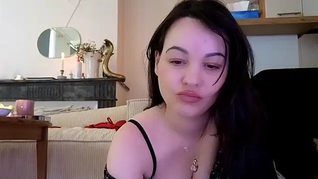 Snapshot of Lilie_romeo chatting on 3, 3, 2025 Lilie romeo online show from 3, 3, 2025