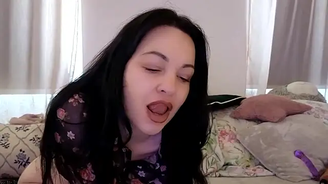 Snapshot of Lilie_romeo chatting on 21, 10, 2025 Lilie romeo online show from 21, 10, 2025