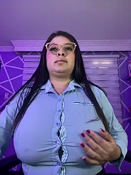 MiiaaJoness online show from 28, 2, 2025