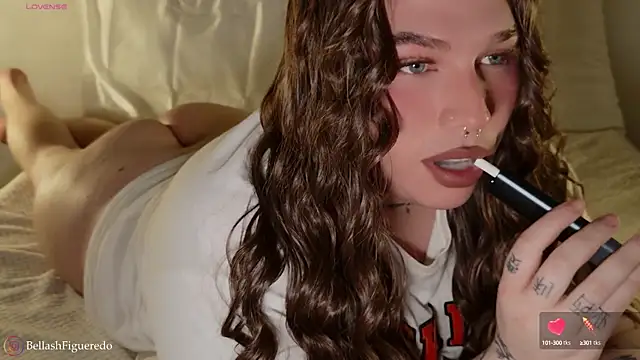 Snapshot of IsabellaFigueredo__ chatting on 30, 9, 2025 IsabellaFigueredo online show from 30, 9, 2025