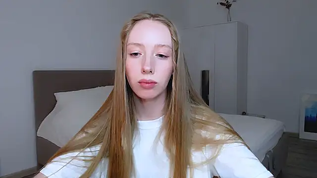Snapshot of Luna_insniity chatting on 9, 12, 2024 Luna insniity online show from 9, 12, 2024