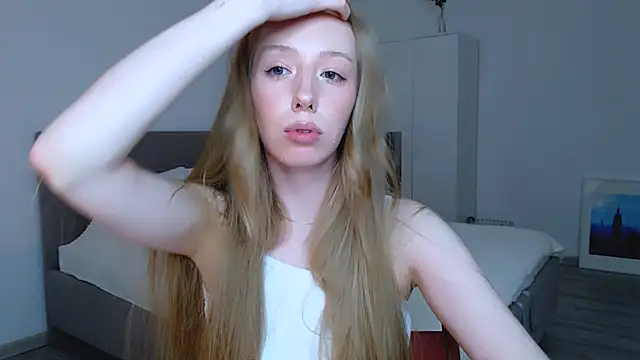 Snapshot of Luna_insniity chatting on 13, 1, 2025 Luna insniity online show from 13, 1, 2025