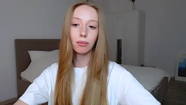 Snapshot of Luna_insniity chatting on 13, 1, 2025 Luna insniity online show from 13, 1, 2025
