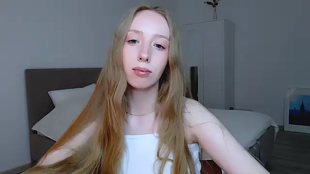 Snapshot of Luna_insniity chatting on 10, 2, 2025 Luna insniity online show from 10, 2, 2025