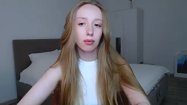 Snapshot of Luna_insniity chatting on 26, 2, 2025 Luna insniity online show from 26, 2, 2025
