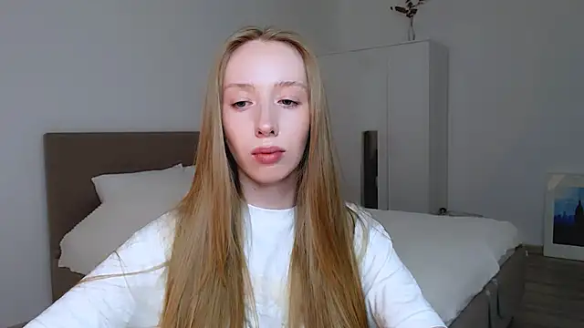 Snapshot of Luna_insniity chatting on 27, 2, 2025 Luna insniity online show from 27, 2, 2025