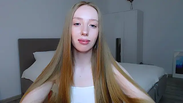 Snapshot of Luna_insniity chatting on 3, 3, 2025 Luna insniity online show from 3, 3, 2025