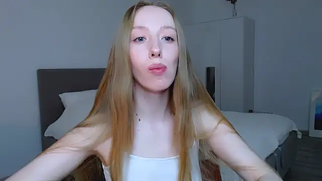 Snapshot of Luna_insniity chatting on 9, 3, 2025 Luna insniity online show from 9, 3, 2025