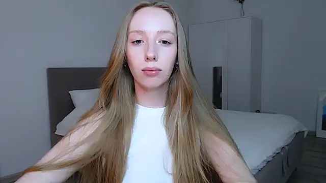 Snapshot of Luna_insniity chatting on 14, 3, 2025 Luna insniity online show from 14, 3, 2025