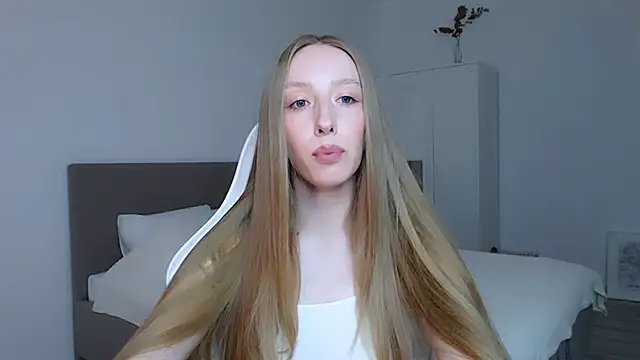 Snapshot of Luna_insniity chatting on 27, 9, 2025 Luna insniity online show from 27, 9, 2025