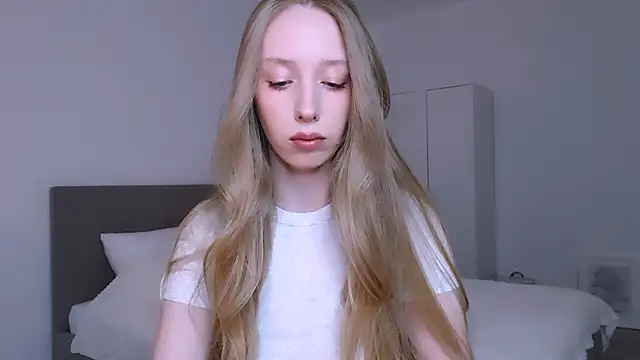 Luna insniity online show from 26, 3, 2026