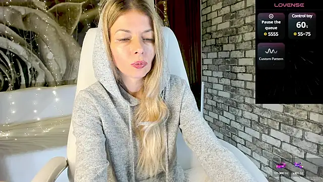 Snapshot of Eva_Melow chatting on 21, 2, 2025 Eva Melow online show from 21, 2, 2025